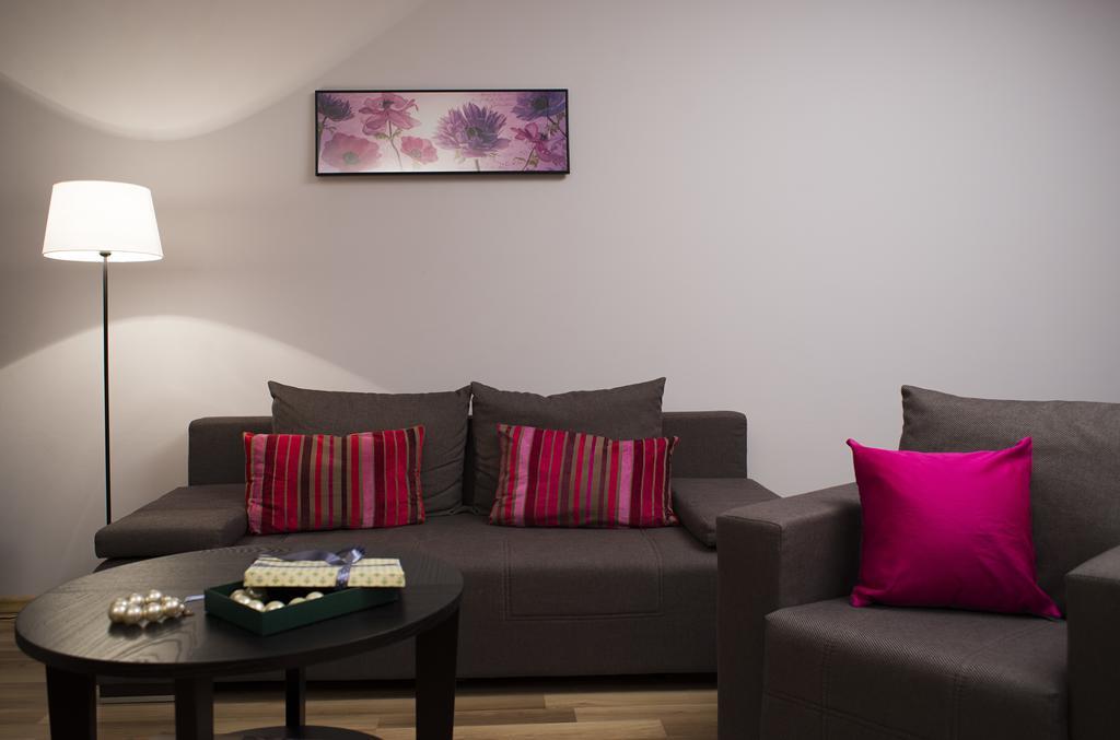 Apartamenty Tww Ochota Warschau Zimmer foto