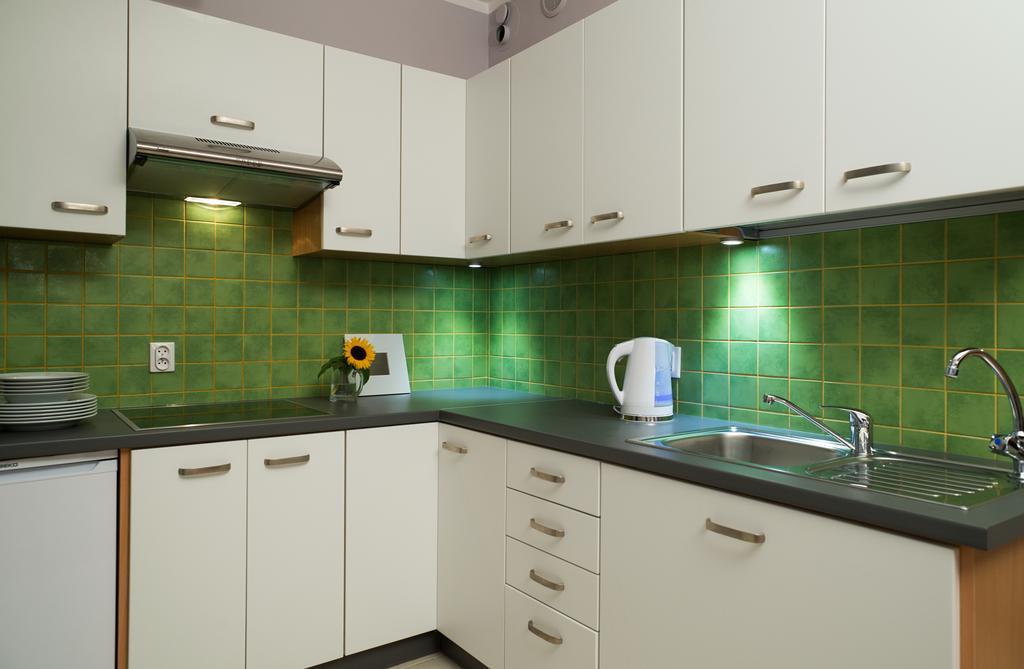 Apartamenty Tww Ochota Warschau Zimmer foto