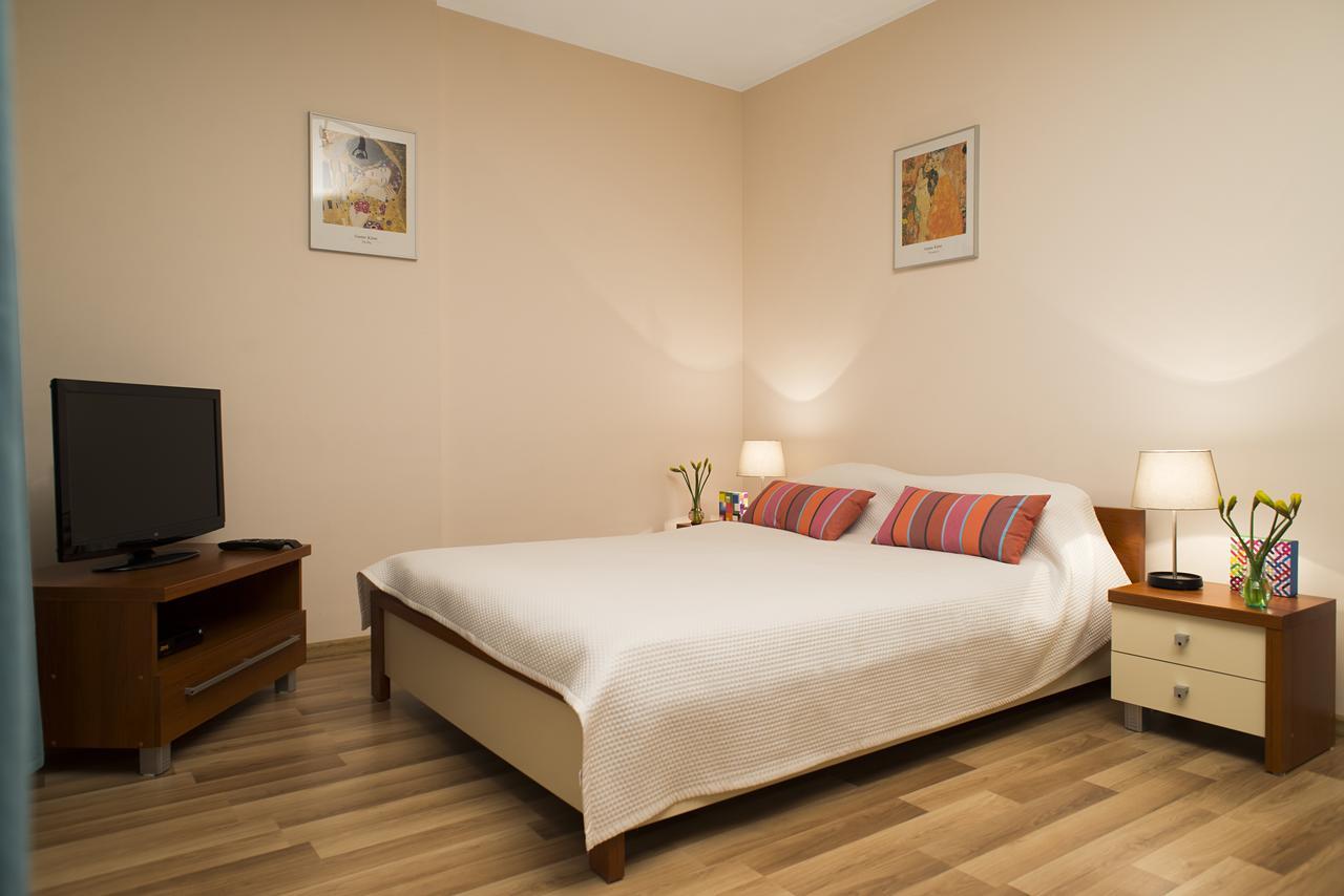 Apartamenty Tww Ochota Warschau Exterior foto